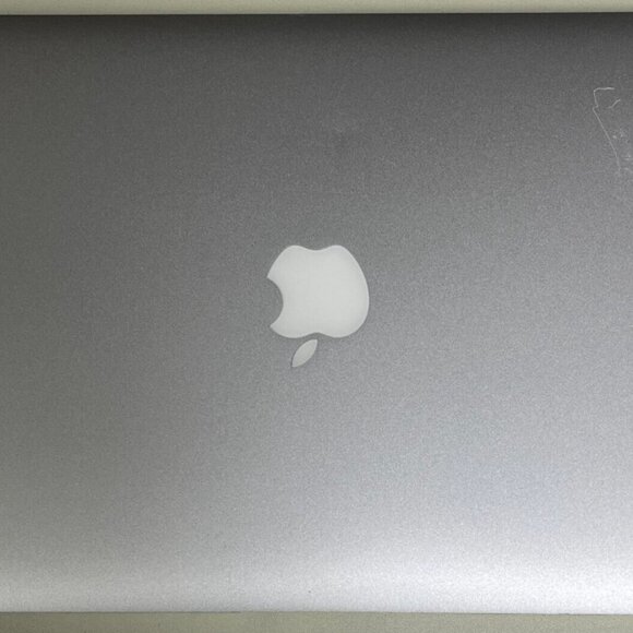 Apple Macbook Air 13" Silver Colour 2015 | i5 8GB RAM 128GB SSD with Charger - Picture 4 of 7